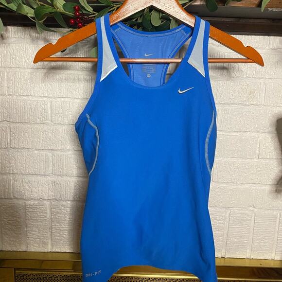 Nike Dri-Fit Blue Racerback Athletic Tank Top Work Out Size XS - Picture 1 of 6